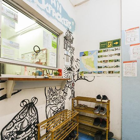 Spot On 89872 Kuantan Backpackers Hotel Eksteriør billede